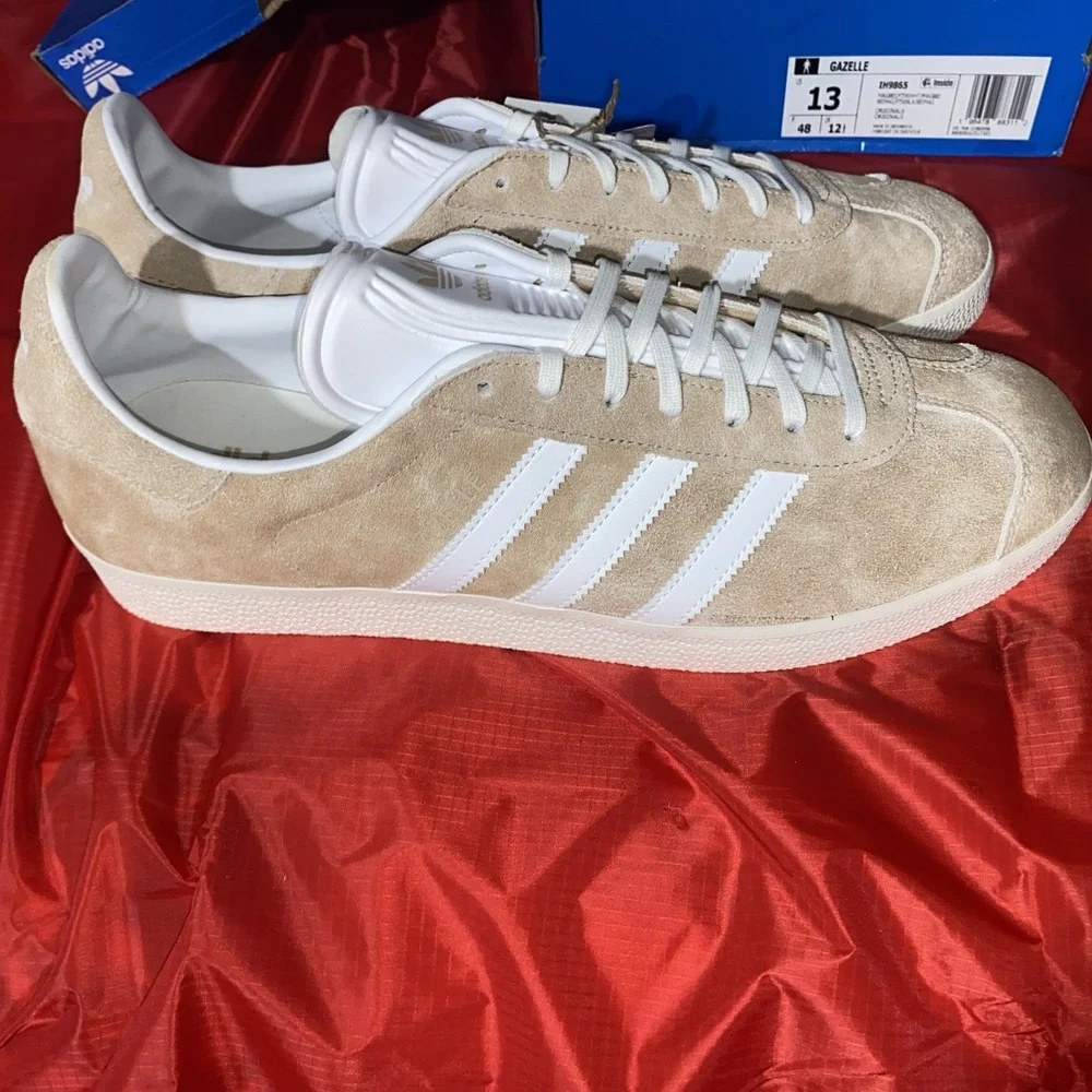 Adidas Gazelle Casual Shoes Men Size 13 Magic Beige Cloud White IH9865